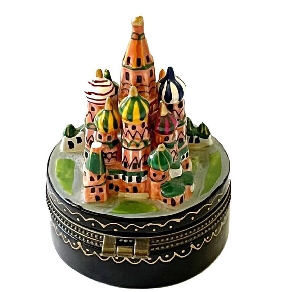 St. Basil's Cathedral Moscow Trinket Box Ceramic Hinged Enamel Red Square FLAW - Picture 6 of 8